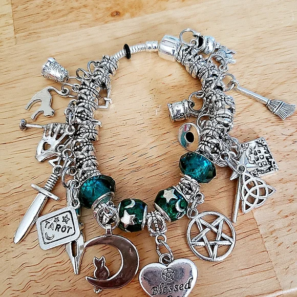 Wiccan Blessed Be Charm Bracelet Green - Picture 4 of 5